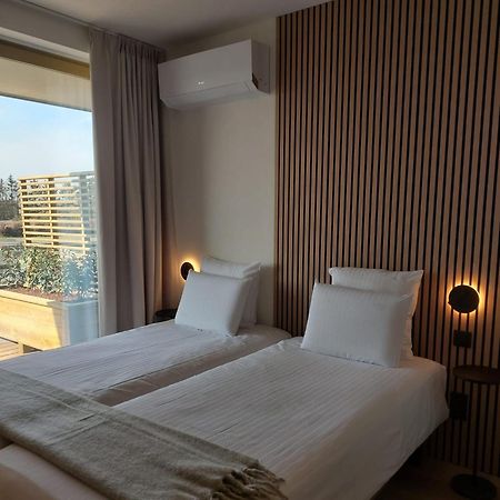 Hotel Essenza Puurs ภายนอก รูปภาพ