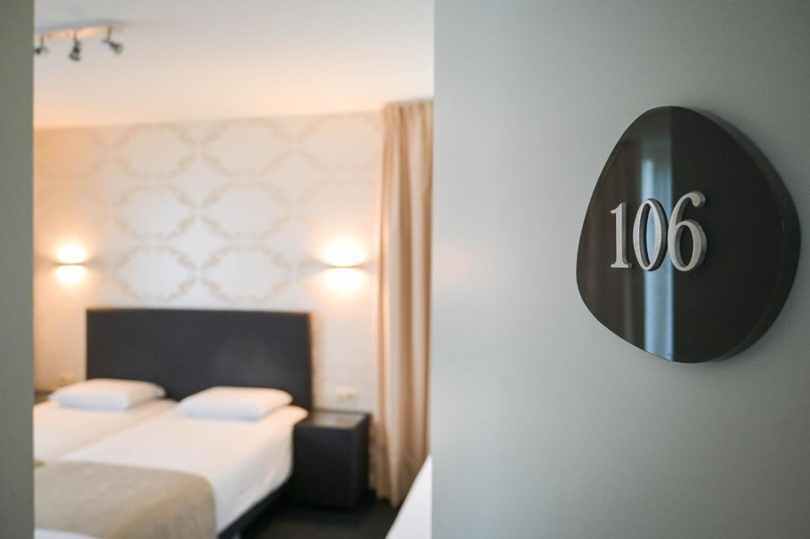 Hotel Essenza Puurs ภายนอก รูปภาพ