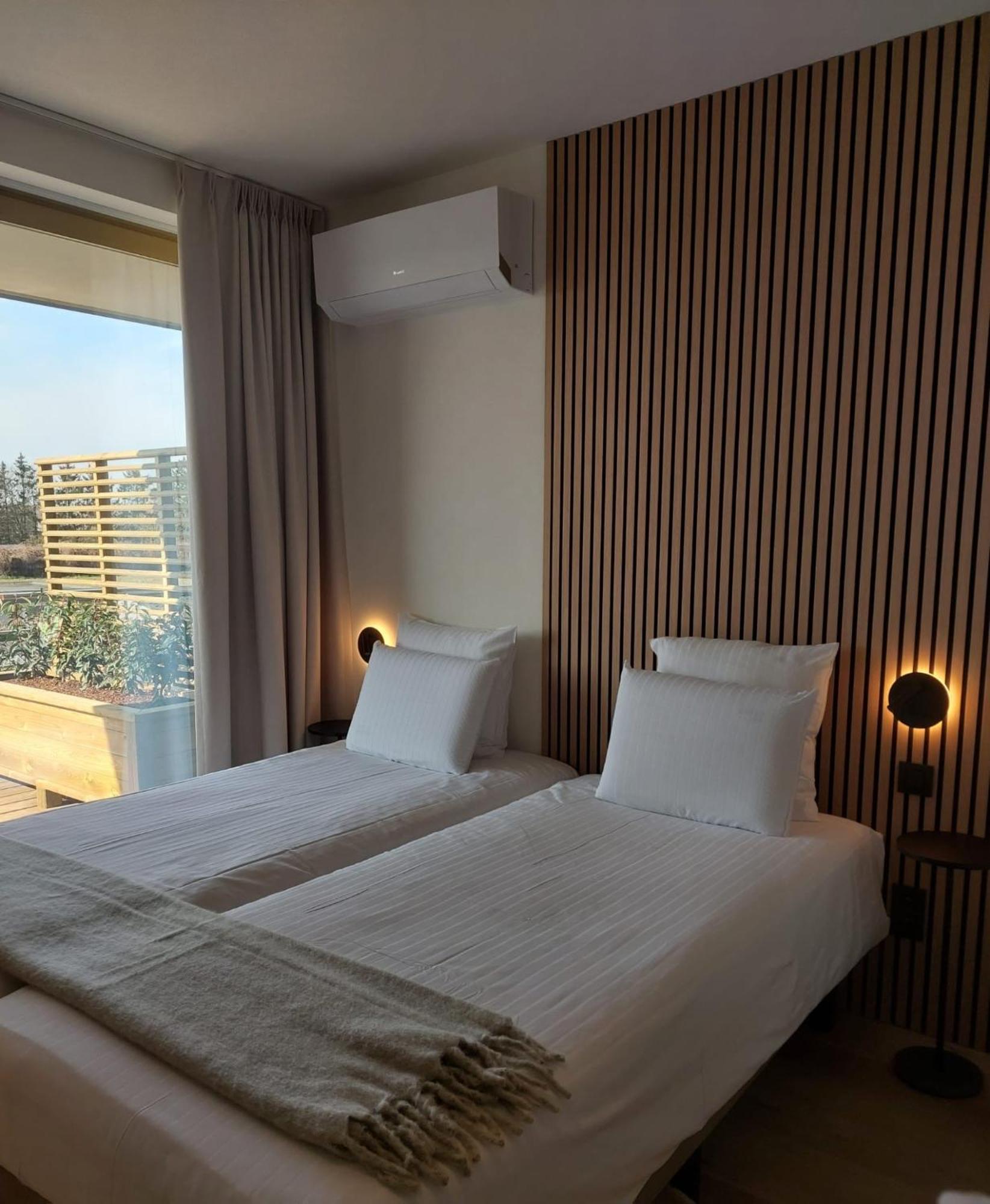 Hotel Essenza Puurs ภายนอก รูปภาพ