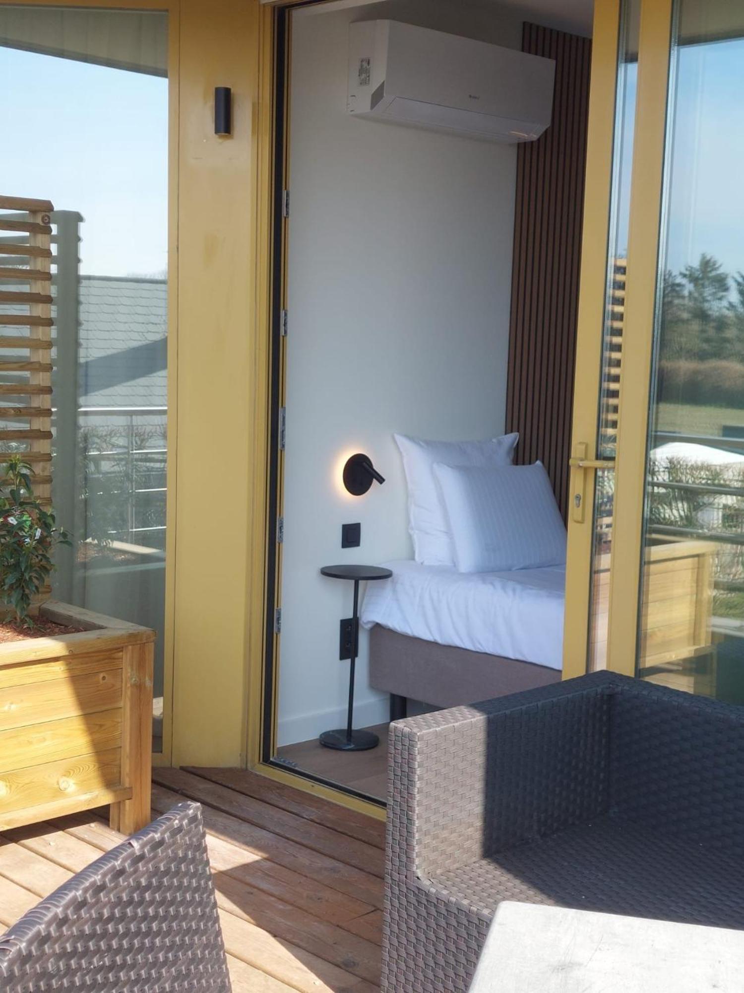 Hotel Essenza Puurs ภายนอก รูปภาพ